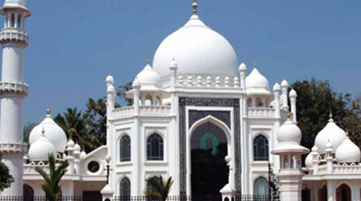 Mosques in Ashtamudi